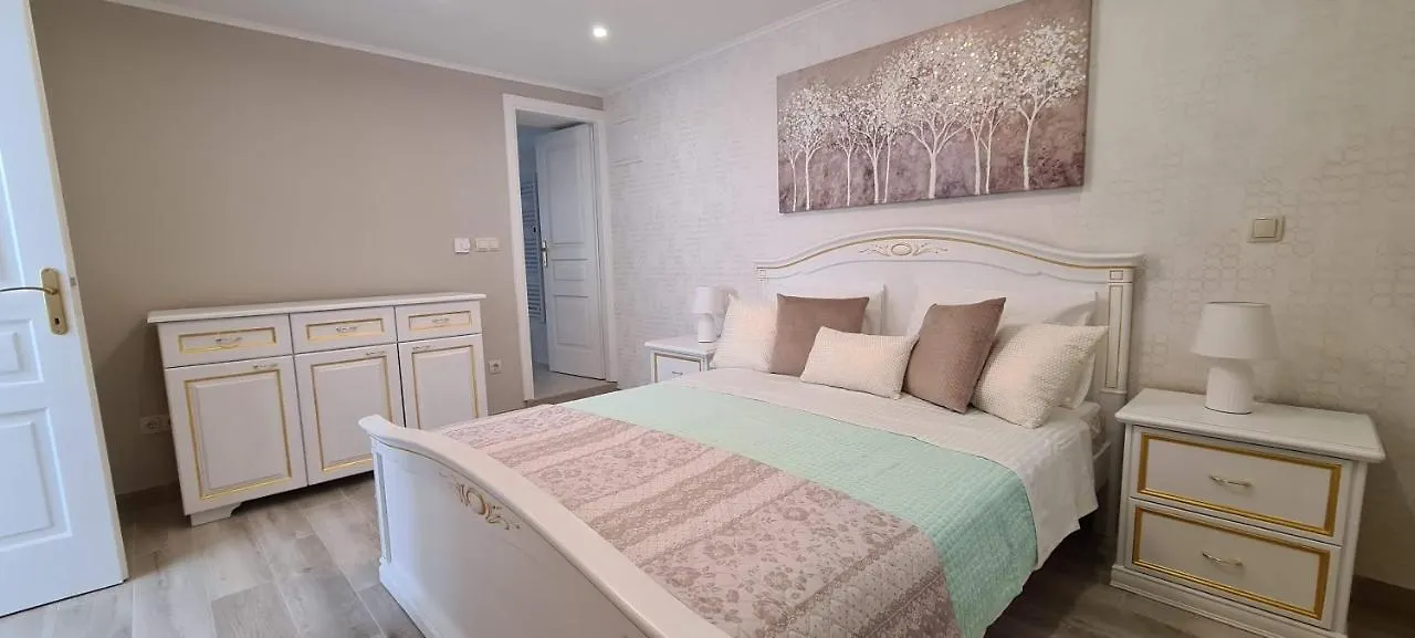 Holiday Home Green Point Grizane-Belgrad